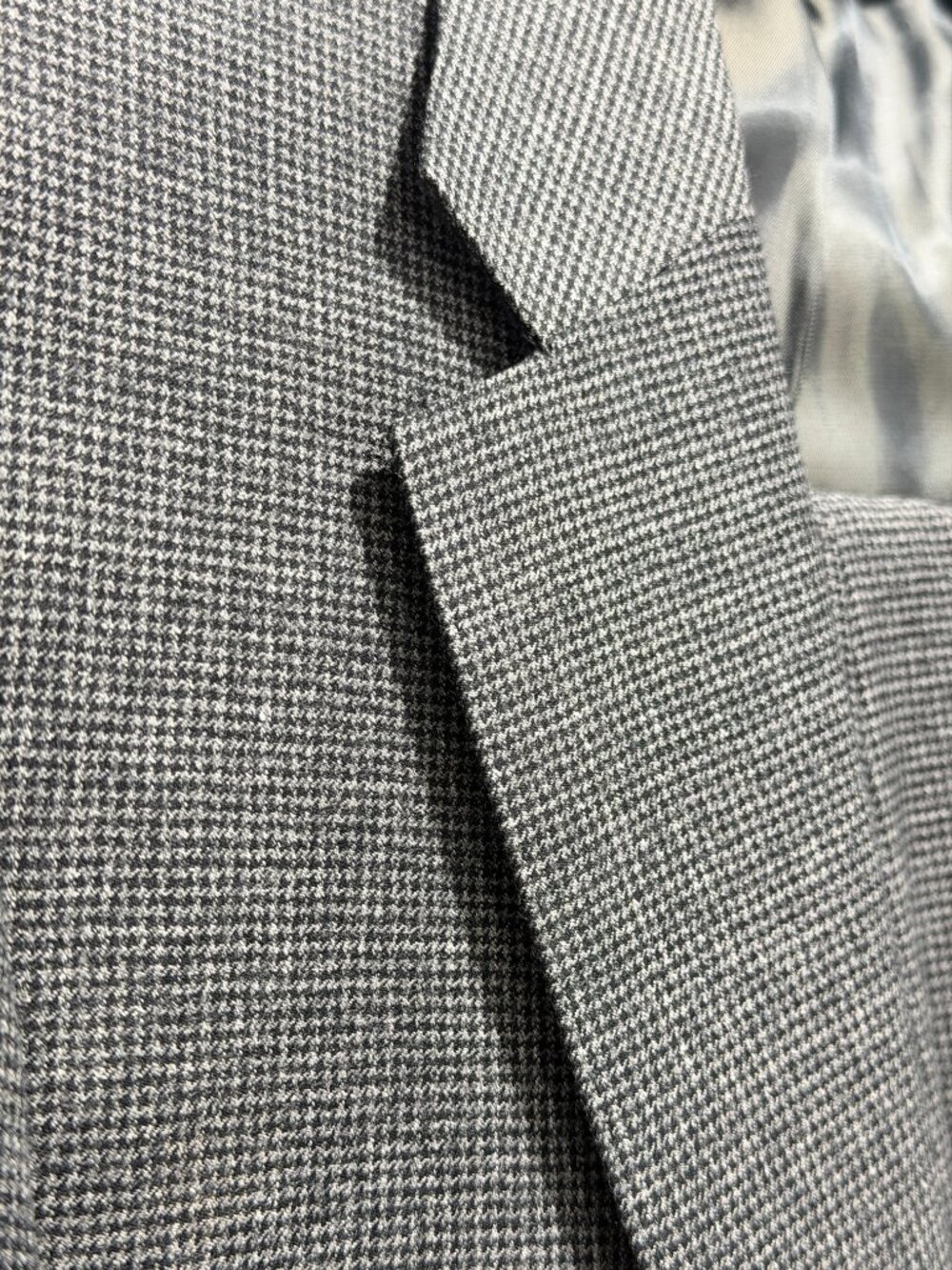Calvin Klein Men's Suit 40L